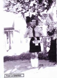 SCOUTS DE FRANCE 1ERE GROUPE BAYARD 1948 1954 N0023